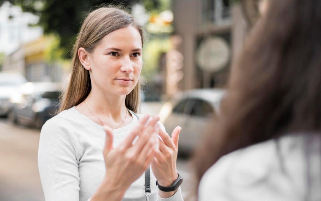 Langage corporel et gestuelle : quand le corps parle plus fort que les mots