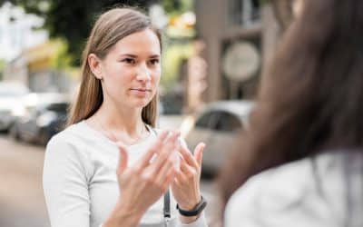 Langage corporel et gestuelle : quand le corps parle plus fort que les mots